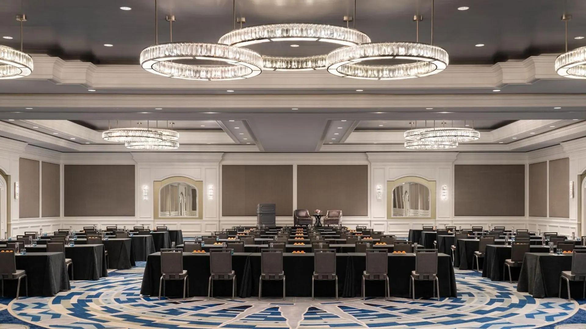 The Ritz-carlton, Hotel