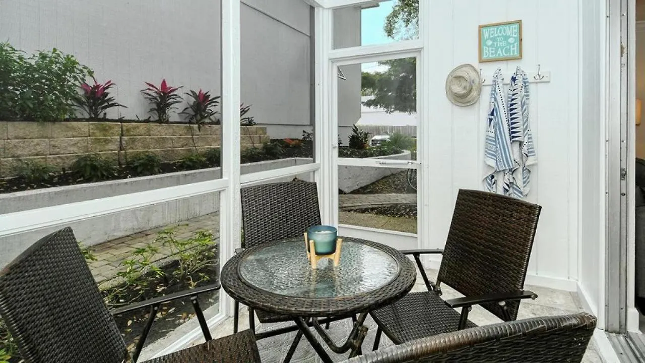 1207 Pd Garden Oasis Townhome Getaway Holiday home