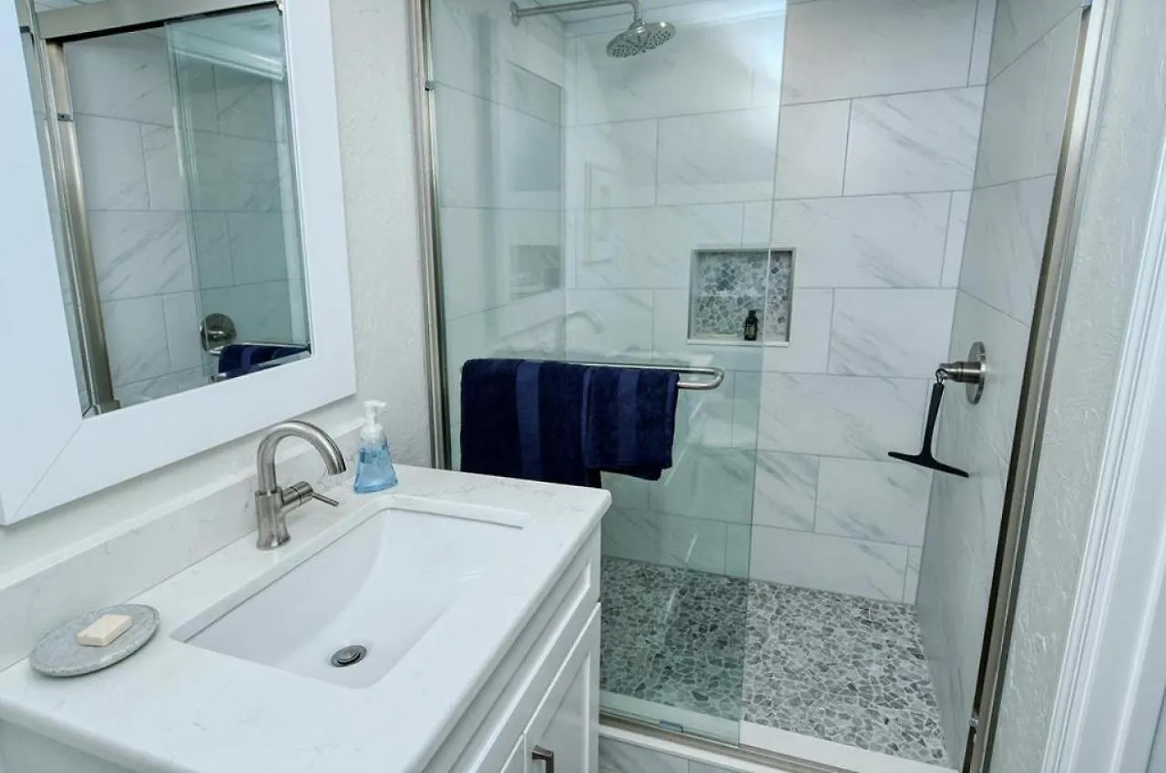 1207 Pd Garden Oasis Townhome Getaway