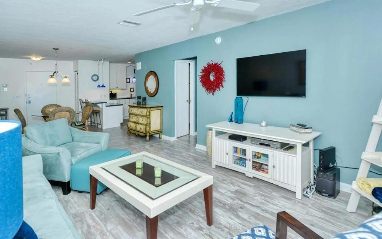 1255-202 Steps From The Bay With Pool Views Holiday home Sarasota