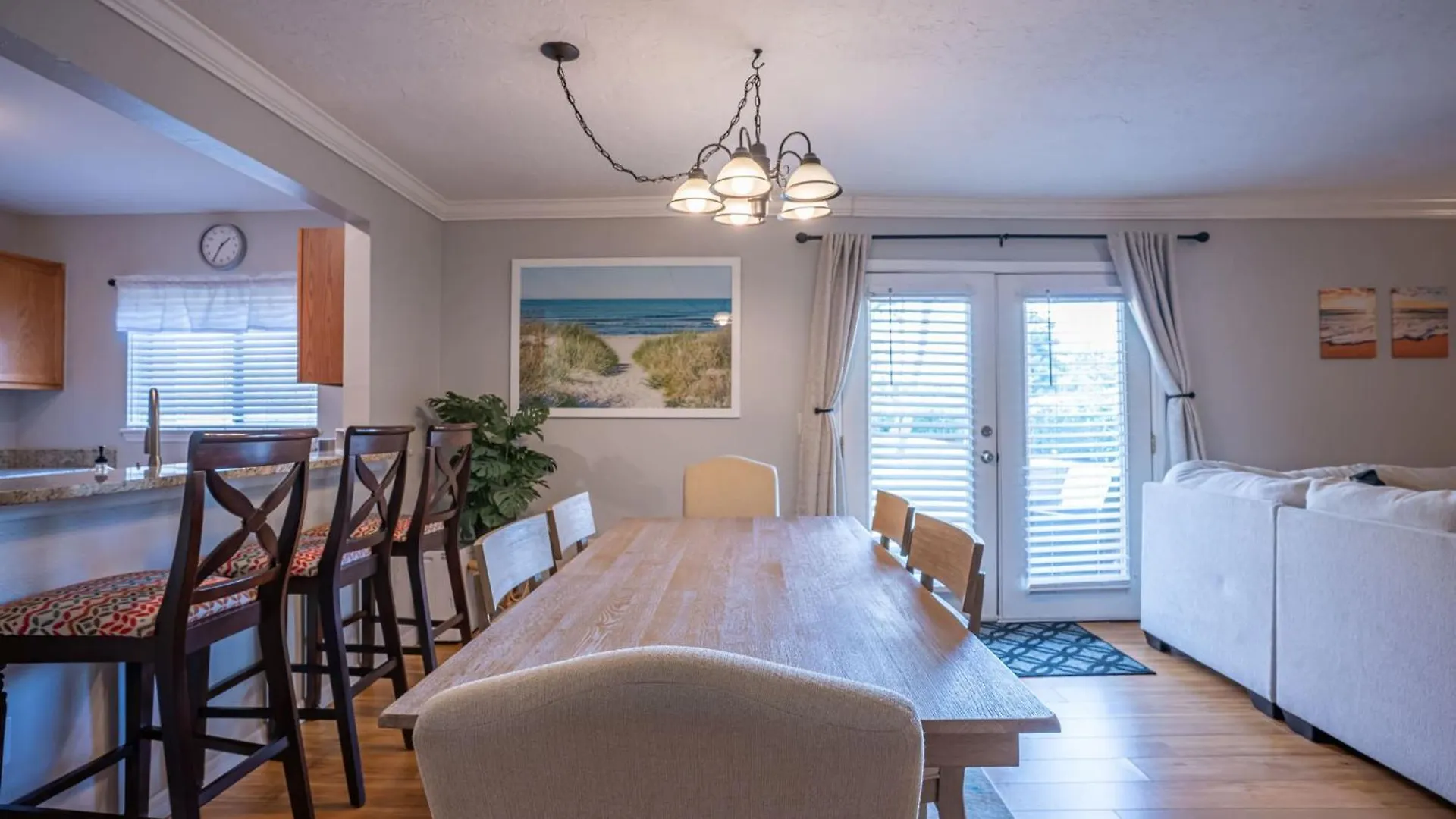 Lovely 3 Bedroom First Floor On Golf Course * Sarasota