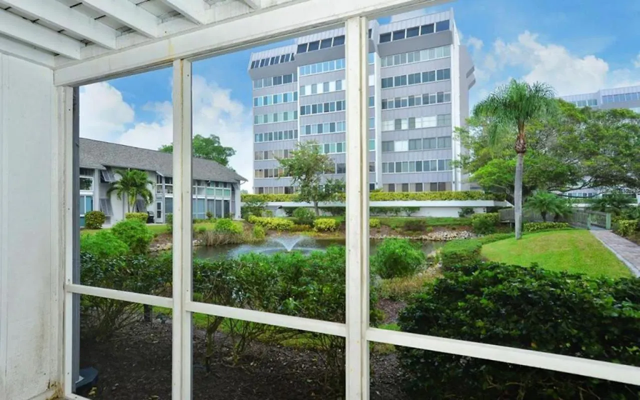 6023 Wpw Townhome With Picturesque Pond View