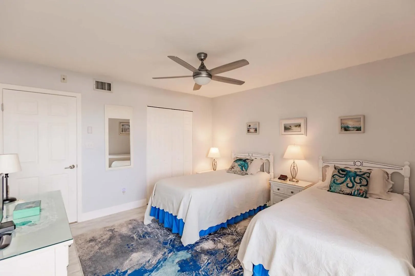 1125-501 Water Views At Every Turn Sarasota