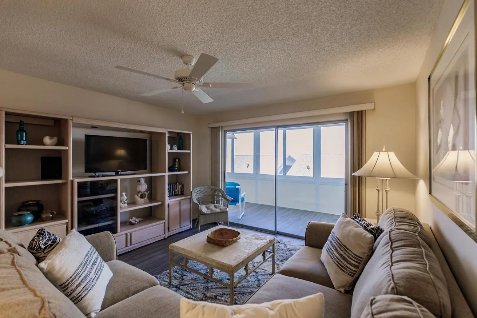 1055-302 Third Floor High-rise Retreat Sarasota