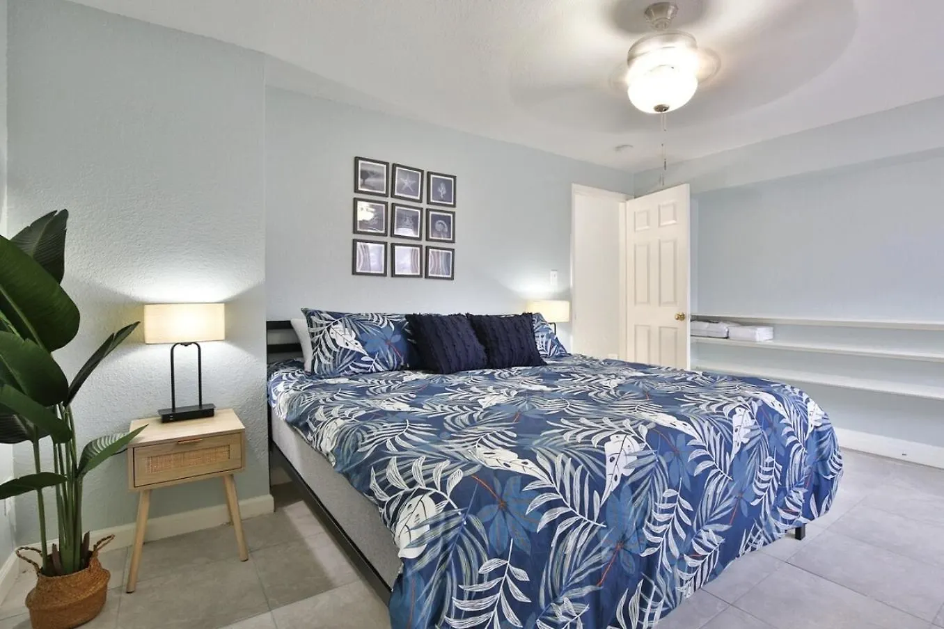 Coastal W Amazing Courtyard - Splash Pad! Holiday home Sarasota