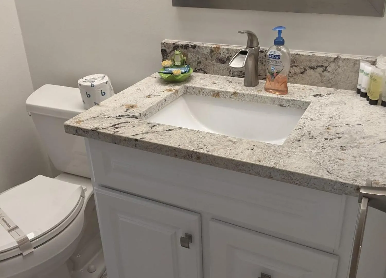 Apartment Beautiful 2bedr 2bathr With Pool And Jacuzzi, Close To Siesta Key *