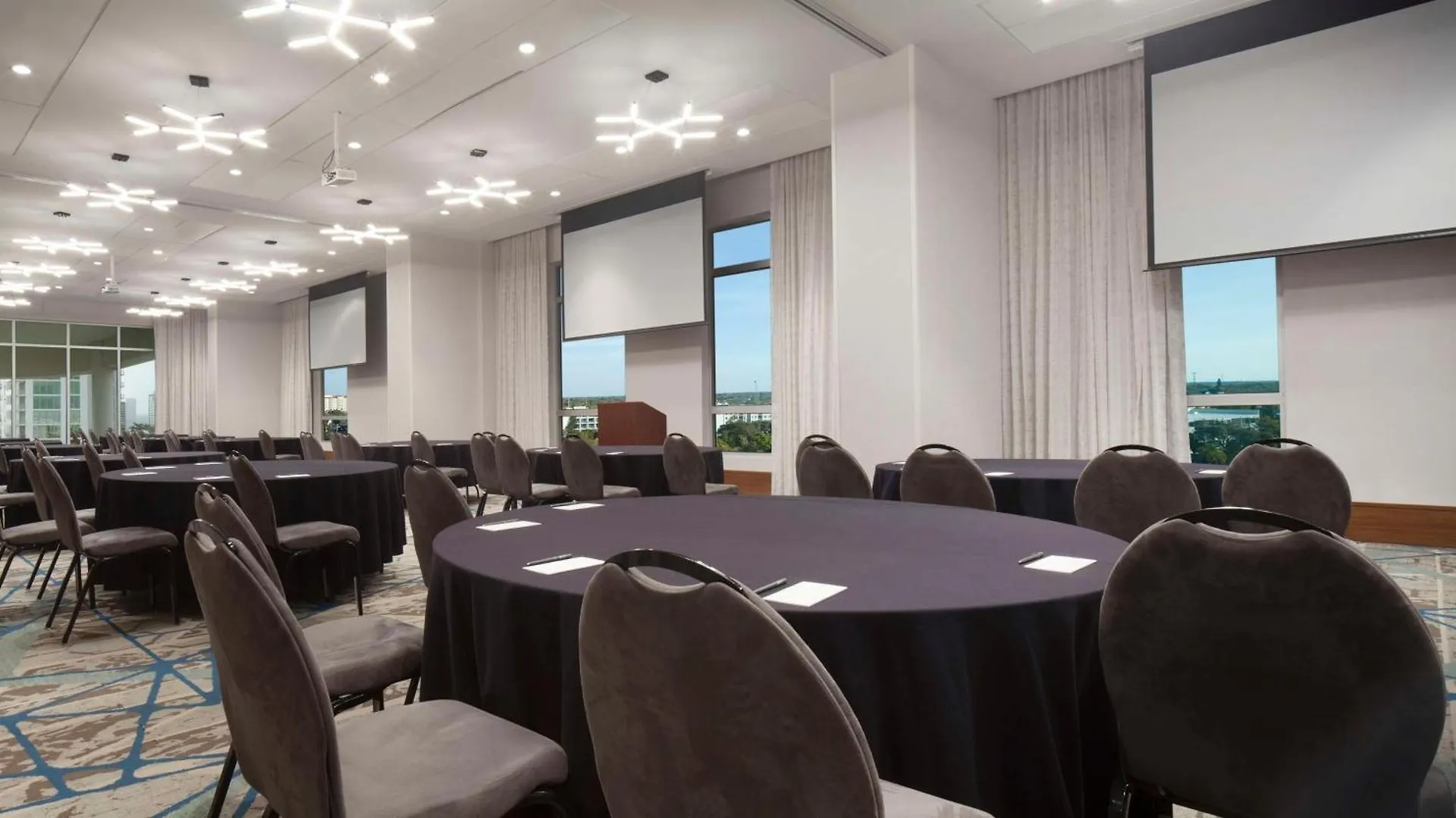 Embassy By Hilton 4* Sarasota