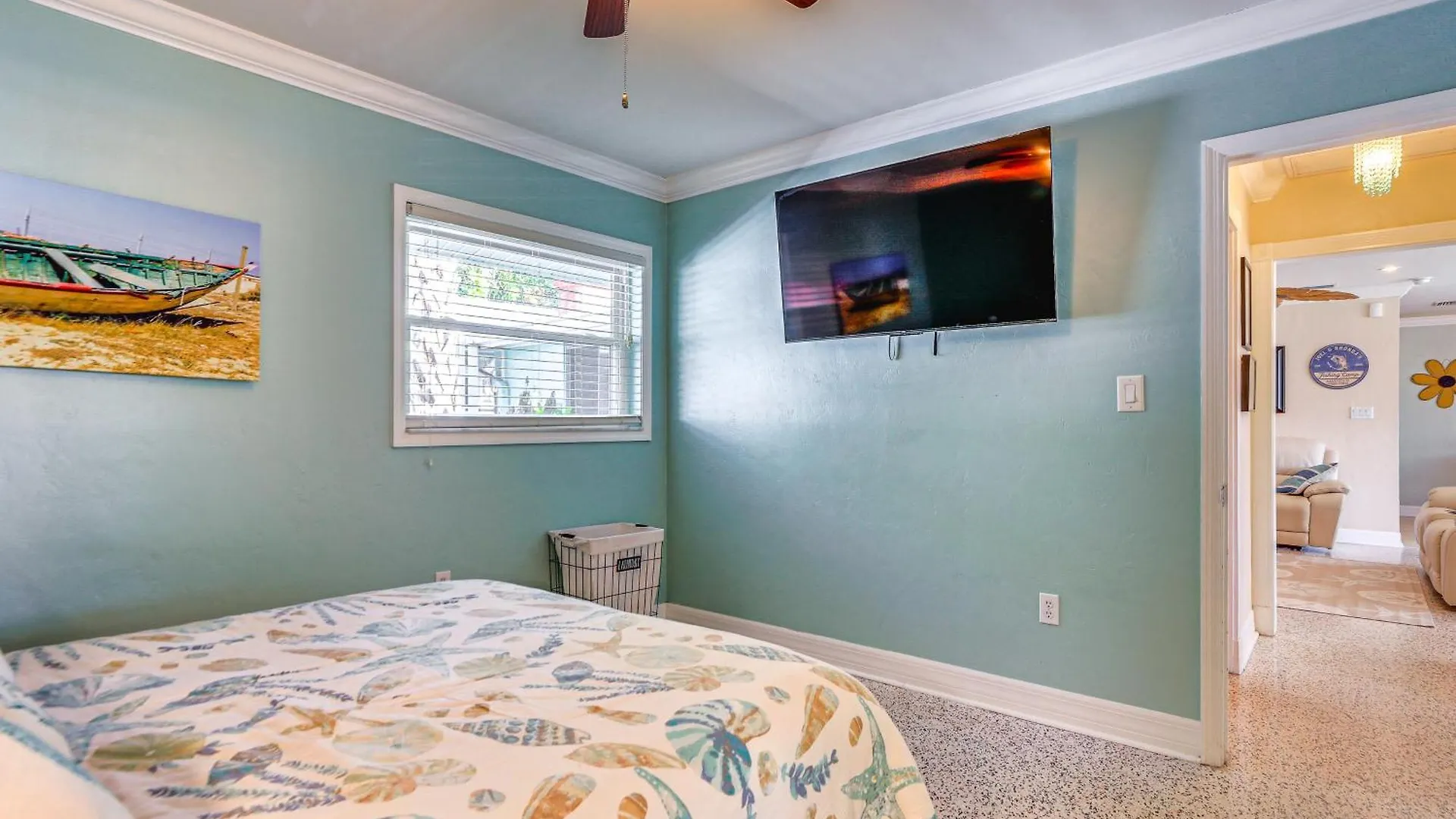Quiet Retreat - 6 Mi To Siesta Key Beach! Holiday home