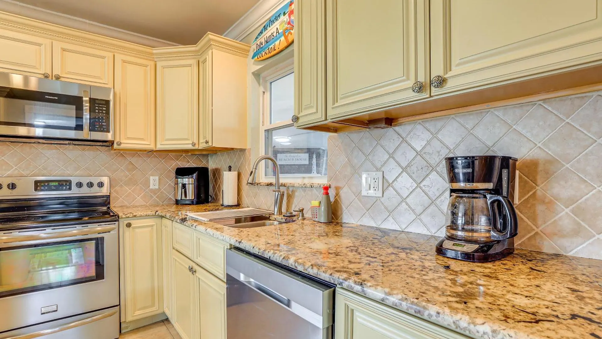 Quiet Retreat - 6 Mi To Siesta Key Beach! *