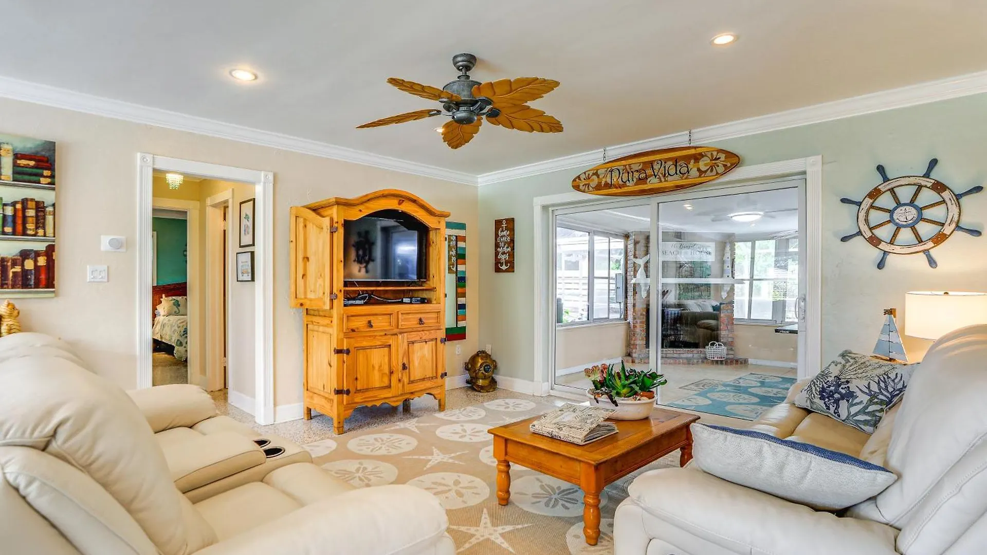 Quiet Retreat - 6 Mi To Siesta Key Beach! Holiday home *