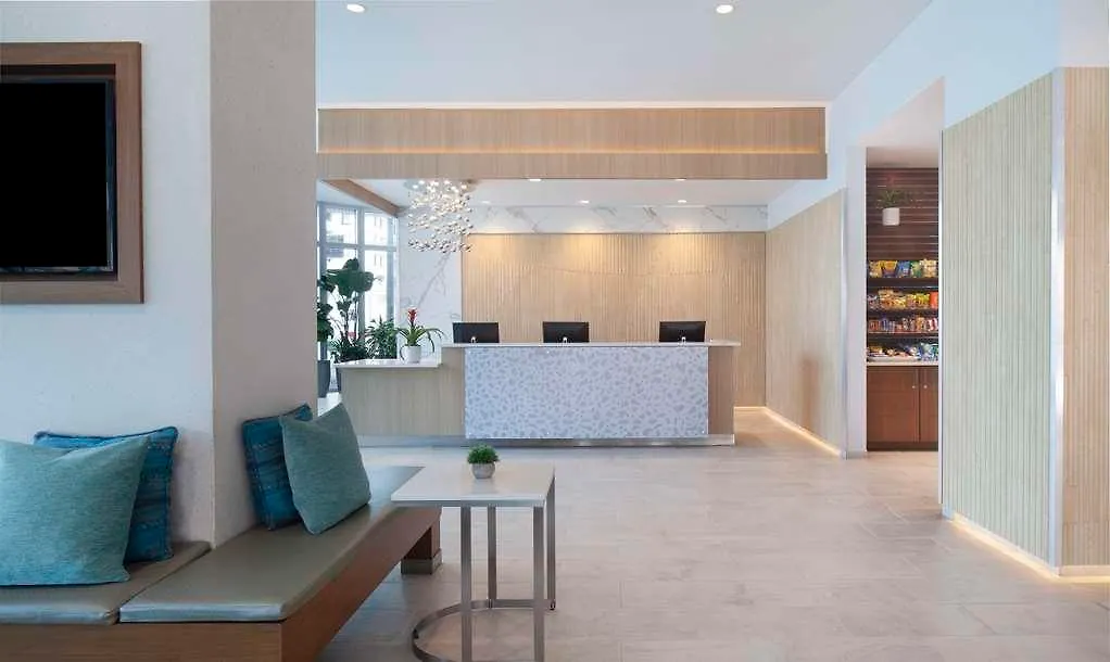 Hotel Embassy By Hilton