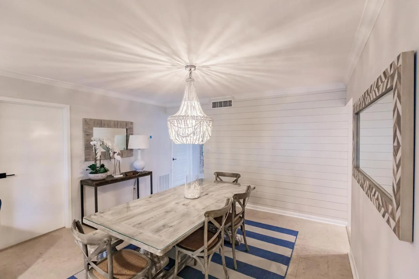 1055-206 High-rise Luxury 75 Yards From The Shore Semesterbostad Sarasota