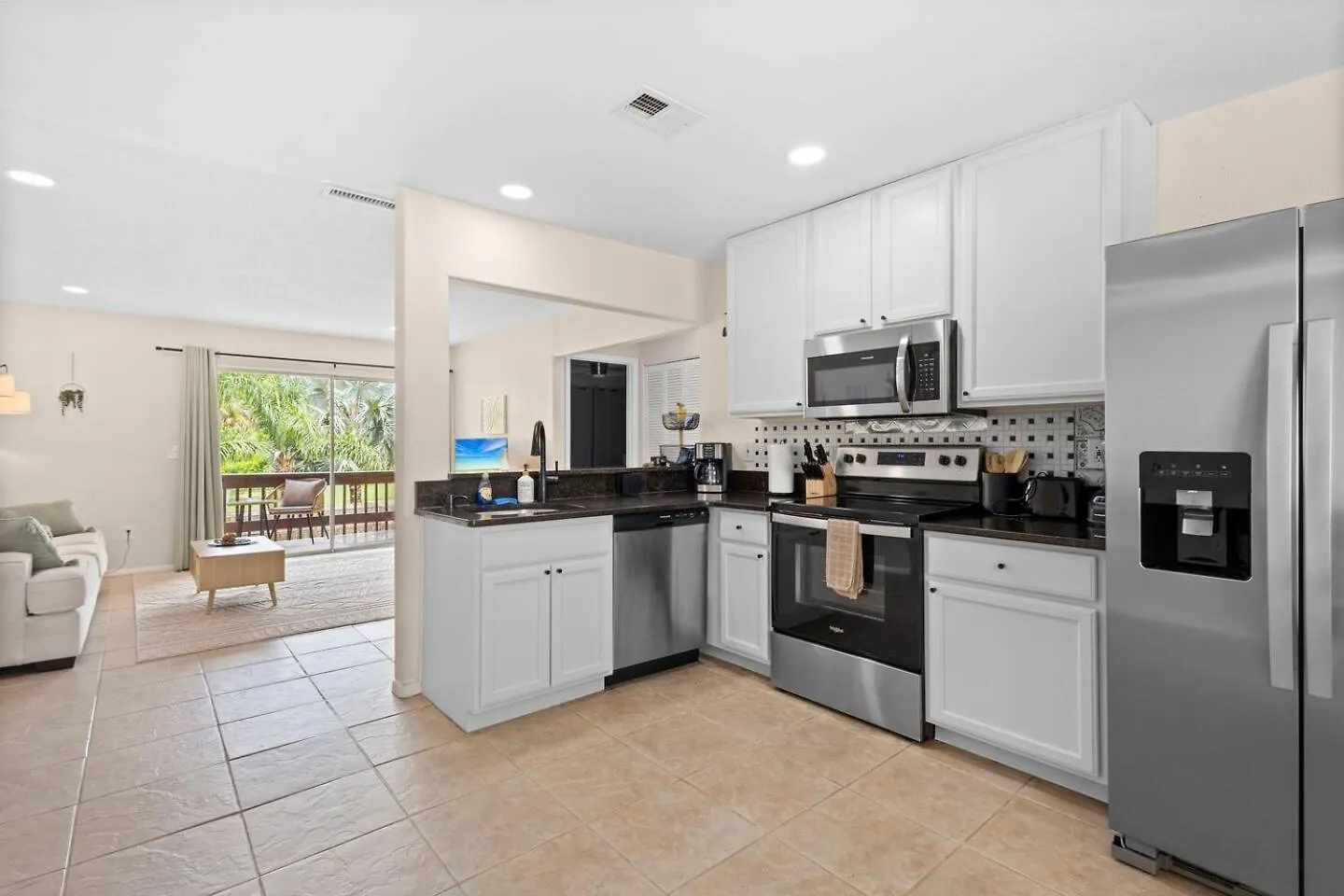 Boho Style 2bd 1 Bath Heated Pool, 6 Min Siesta Apartment Sarasota