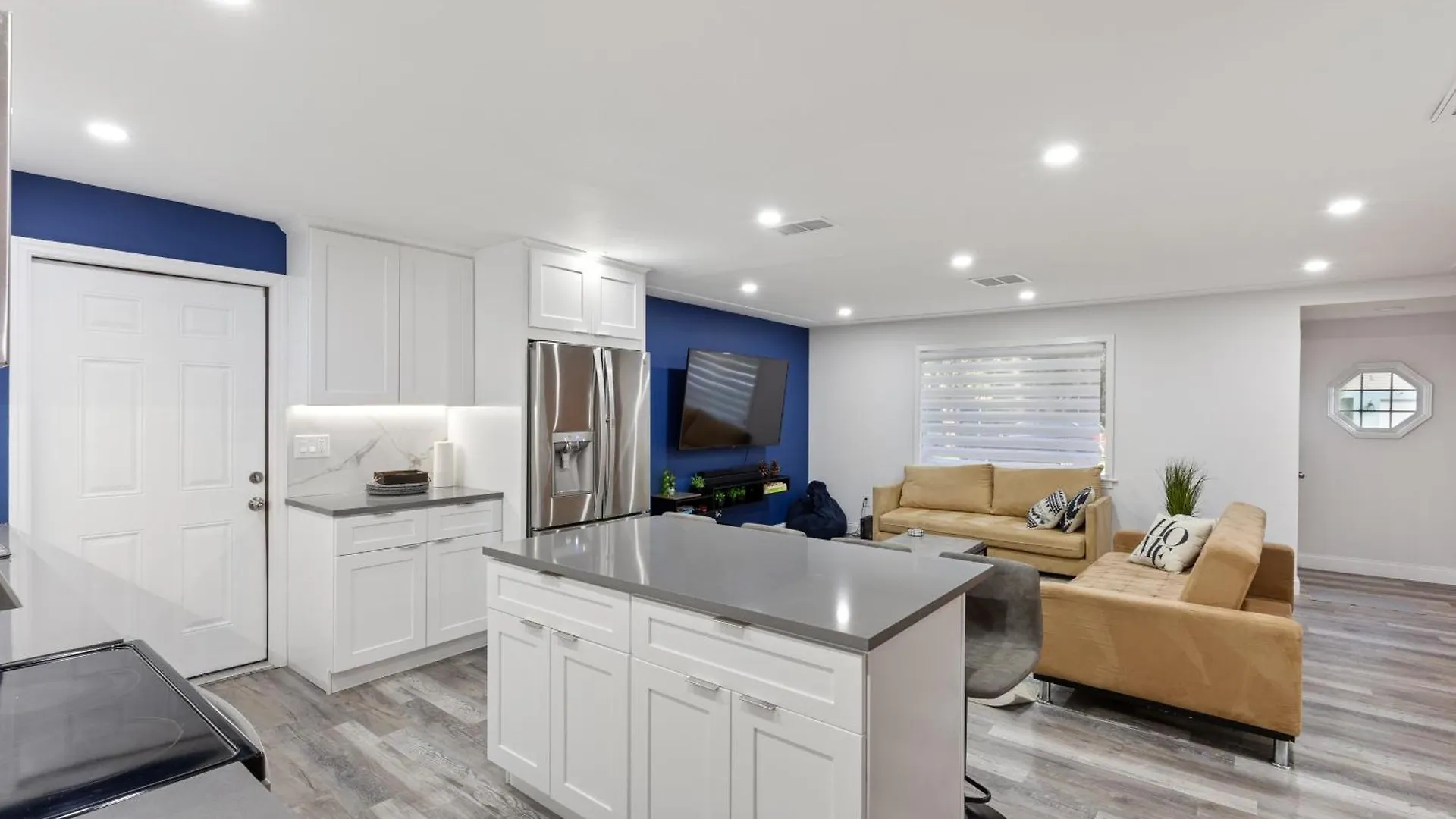 5 Min From Downtown Holiday home