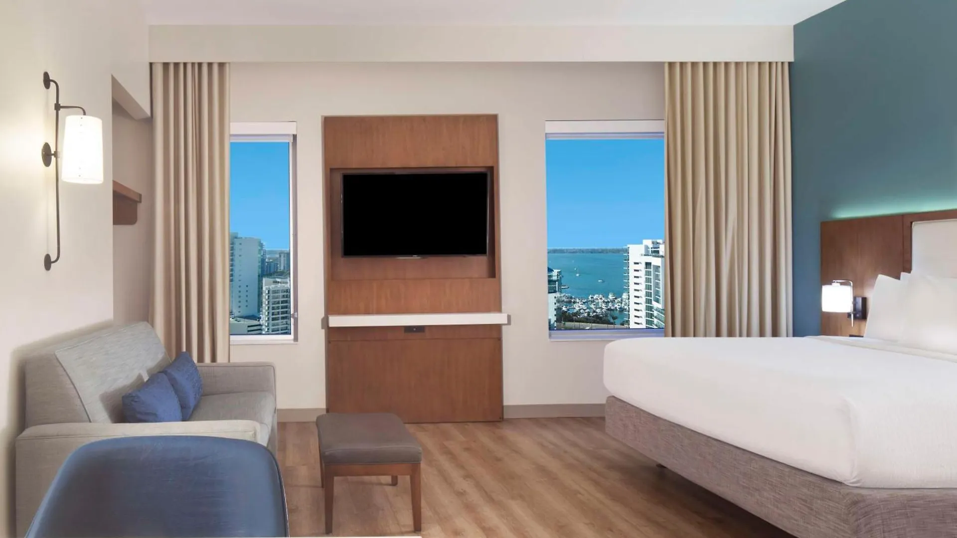 Embassy By Hilton Hotel 4*