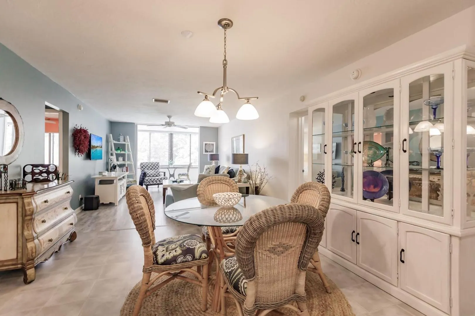 Holiday home 1255-202 Steps From The Bay With Pool Views *