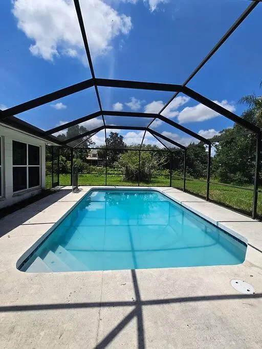 Lagoon View - Pool - Close To Siesta Key - Centrally Located Holiday home *