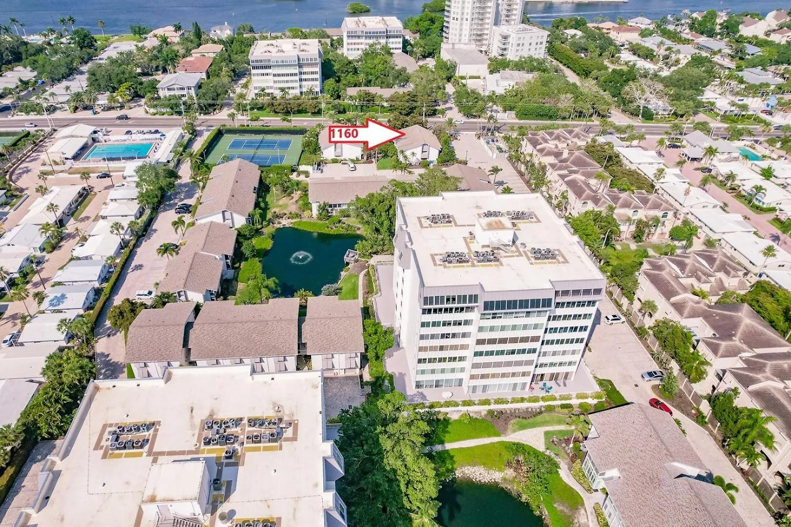 1160 Pd Your Garden Retreat Awaits * Sarasota