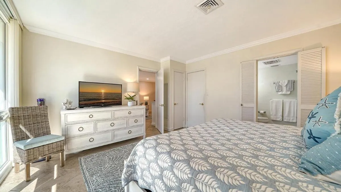 Walkable To Beach, Restaurants, Entertainment! Διαμέρισμα