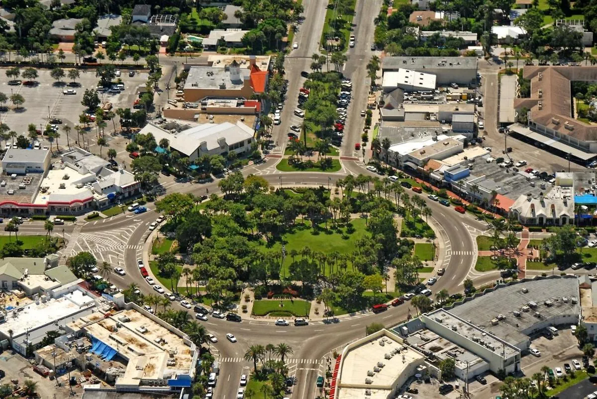 Walkable To Beach, Restaurants, Entertainment! * Σεϊρασότα