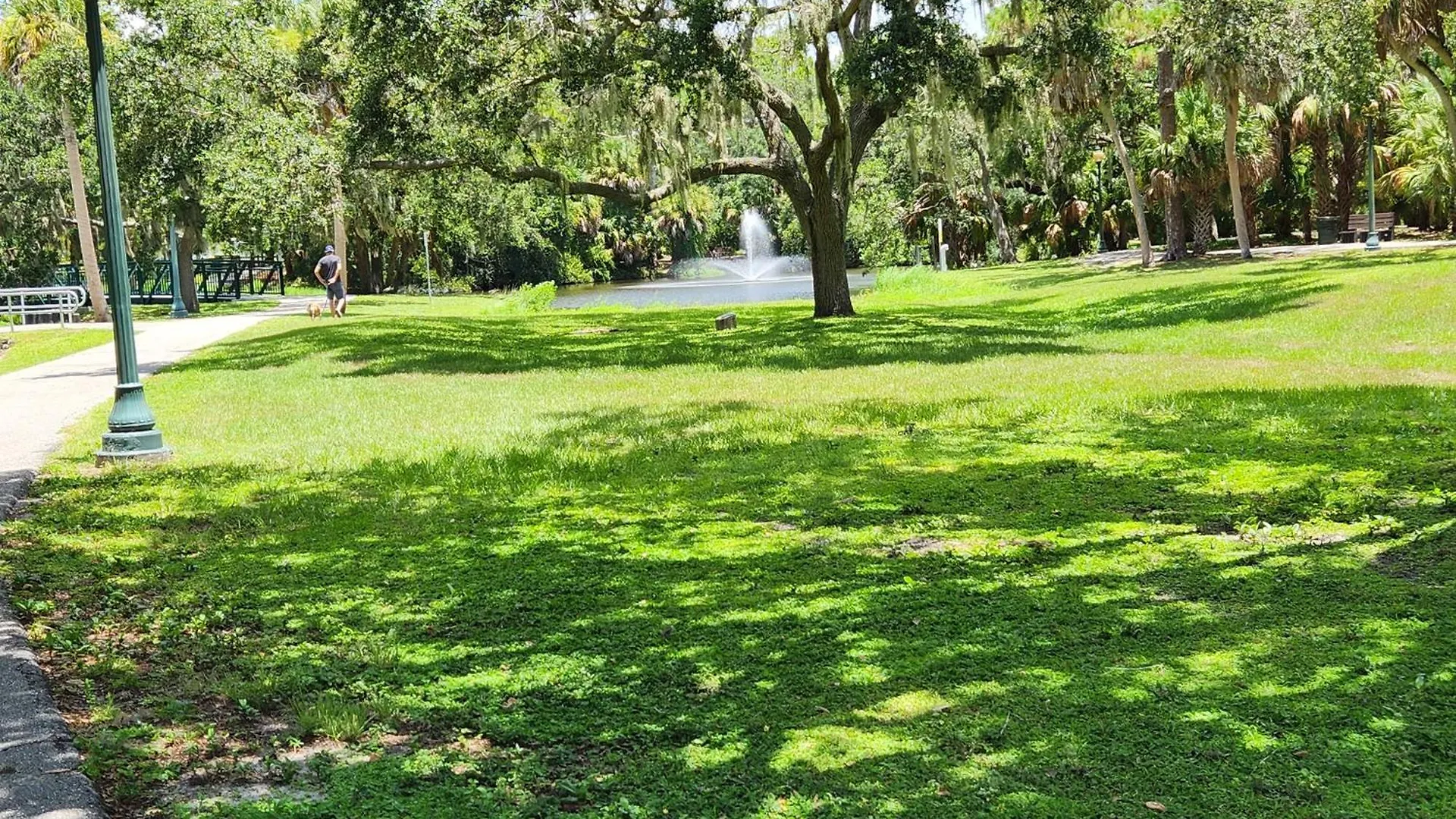 5 Min From Downtown