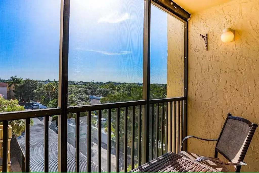 Apartment Siesta Paraiso With Pool Siesta Key Bay Oaks Sarasota