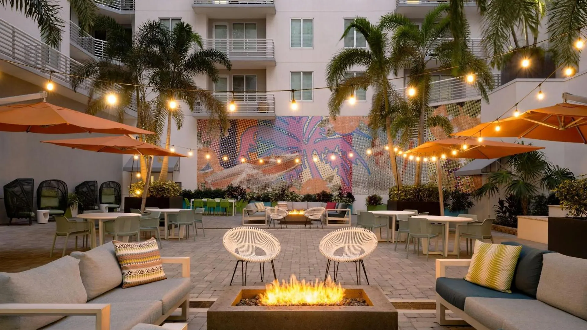 Otel Aloft 4*
