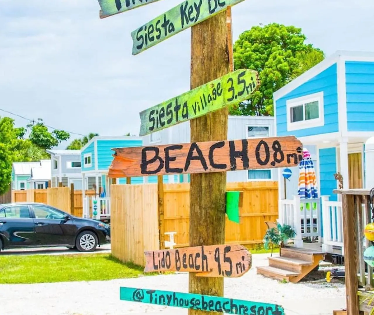 Cozy Coastal Paradise On Siesta Key 7 Mins To Holiday home Sarasota