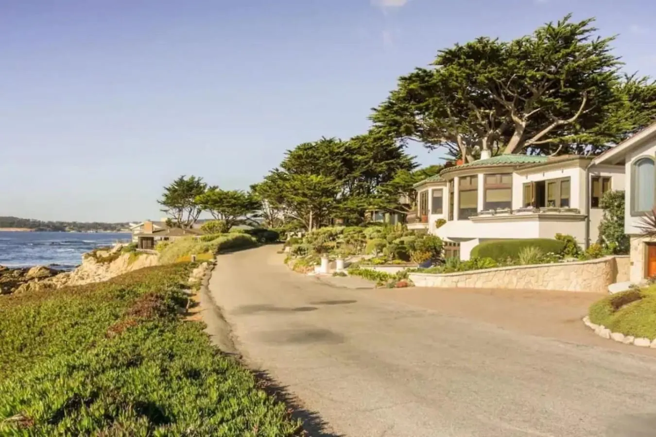 Private In Shared Near Holiday home *