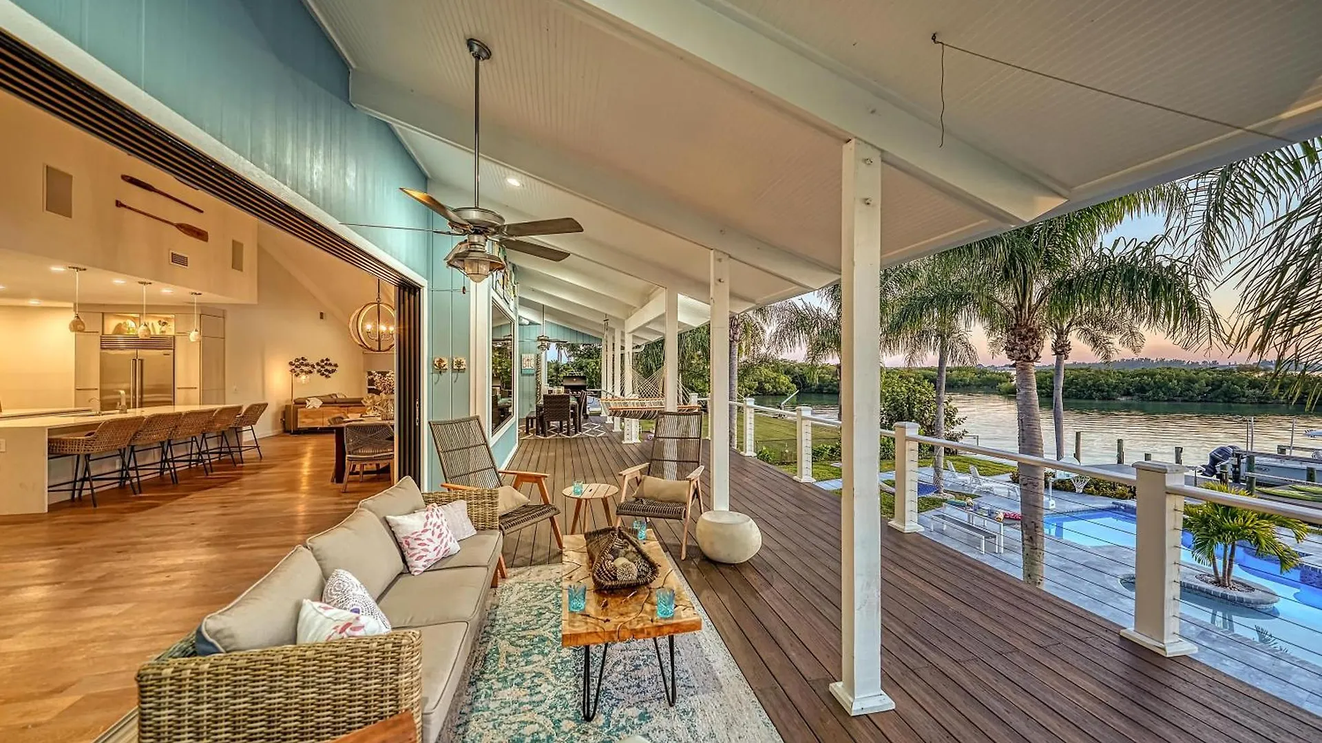 The Pearl On The Bay - 1370 *