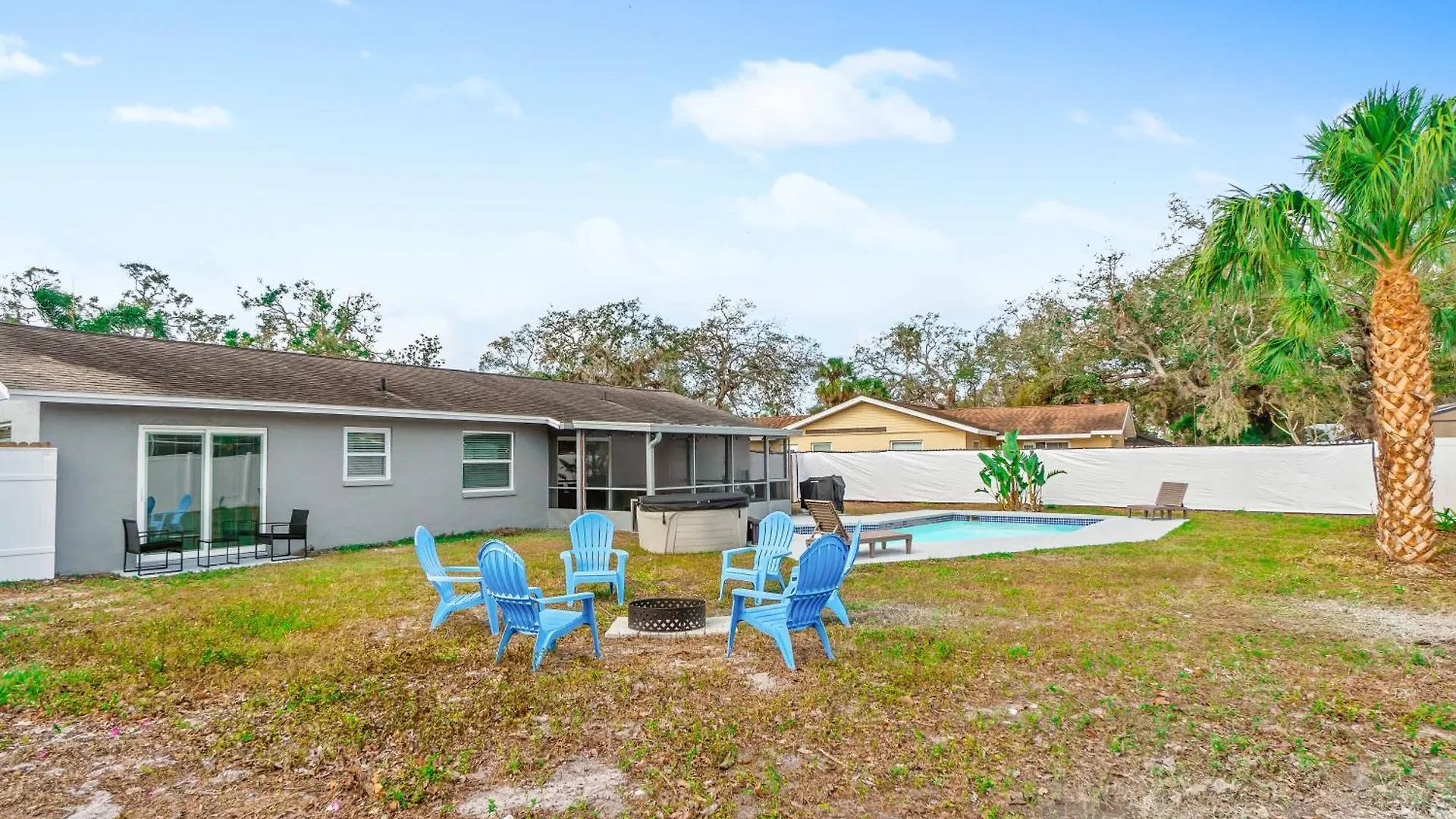 Relaxing Family Getaway With Heated Pool And Villa *