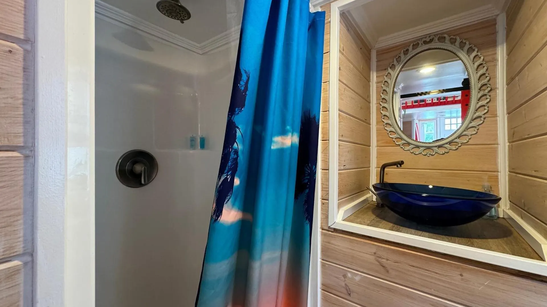 Holiday home Tiny House - Red Lifeguard Stand Sarasota