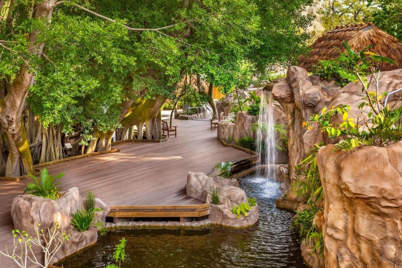 Serene Escape Cozy Close To Beaches Ferienhaus
