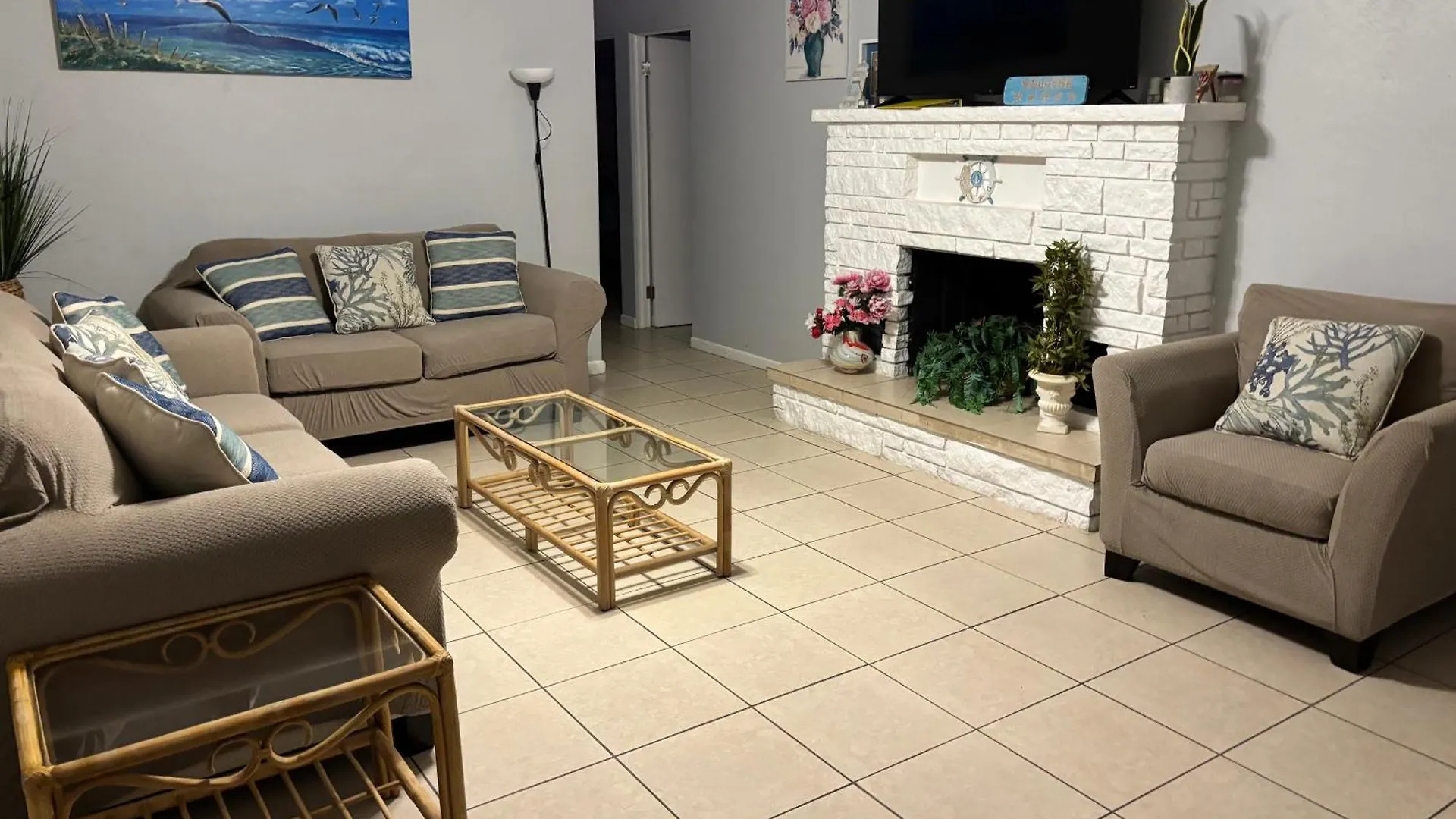 3 Bedroom Florida Getaway House بيت للعطل *
