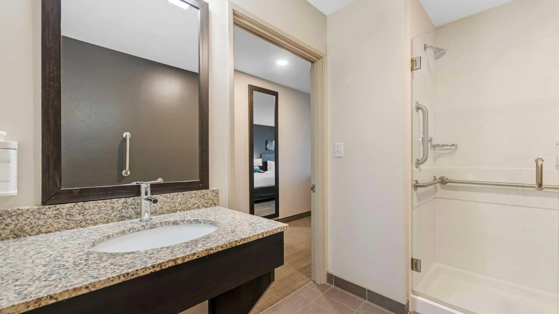 Magnolia Pointe; Bw Signature Collection 2*