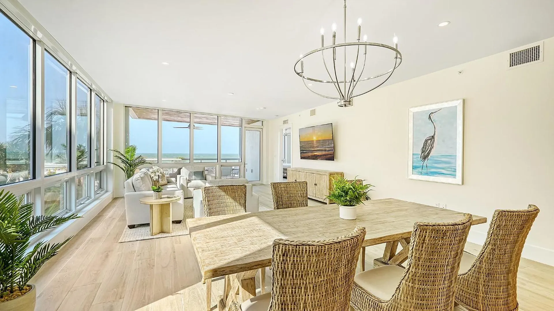 Ten35 Seaside Apartmán *