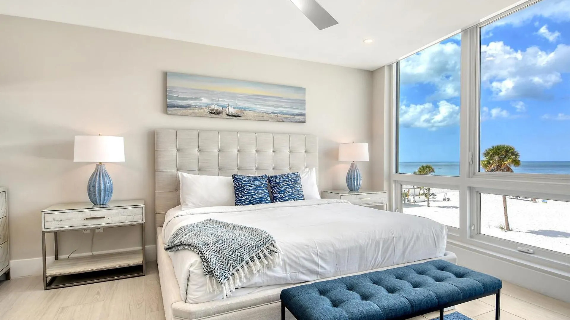 Ten35 Seaside