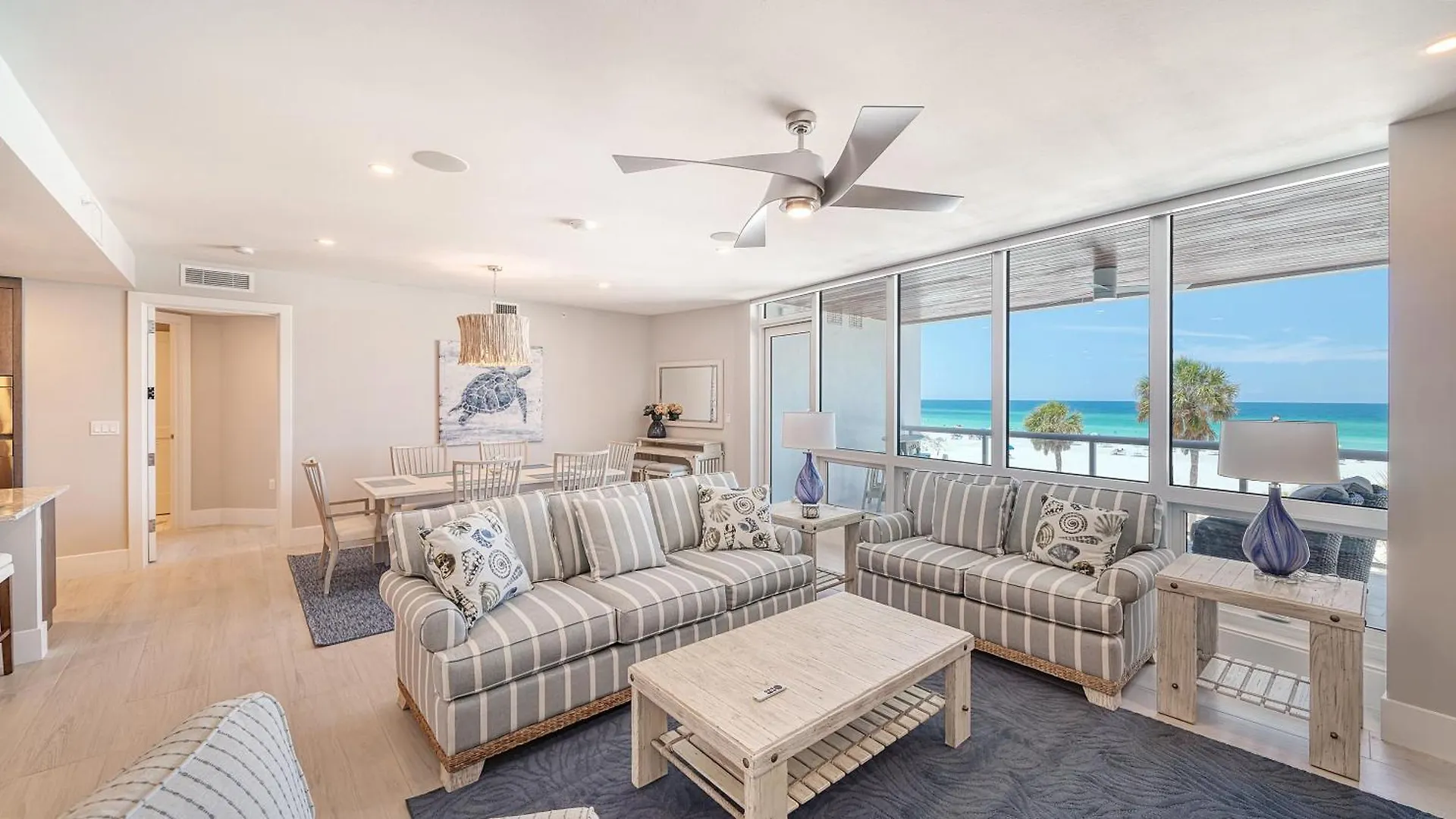 Ten35 Seaside