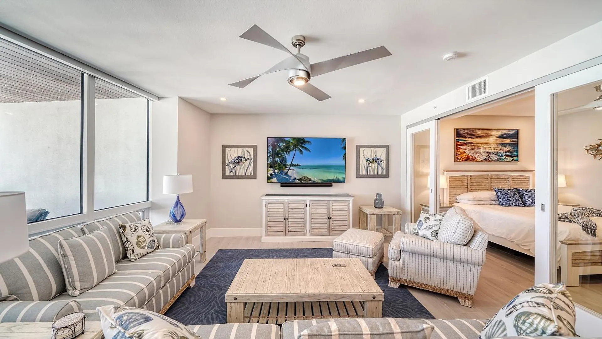 Ten35 Seaside Апартаменты