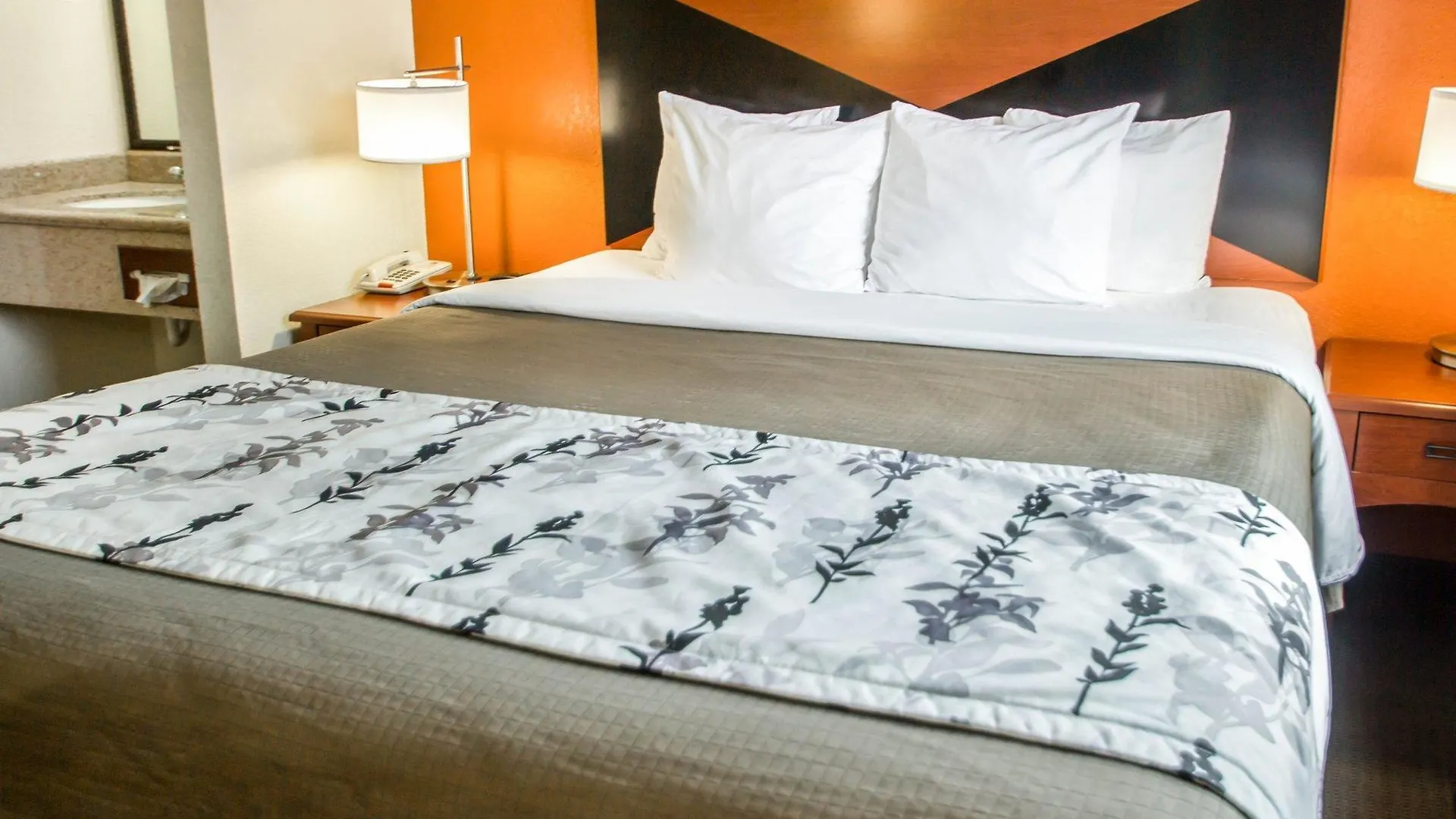 Sleep North Inn 2*