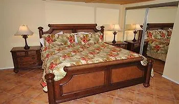 Banana Bay Club - Beach Villas 3*