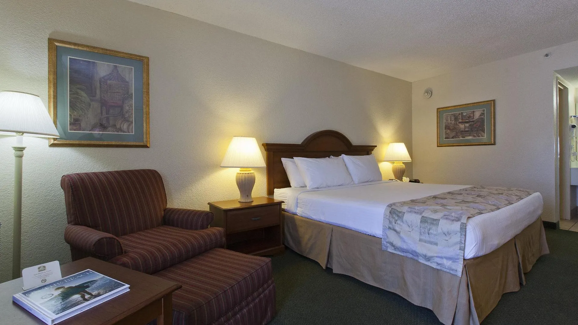 Baymont By Wyndham Hotel