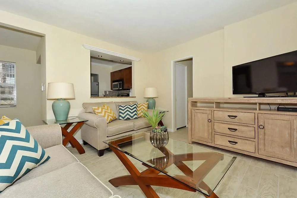 Banana Bay Club - Beach Villas 3*