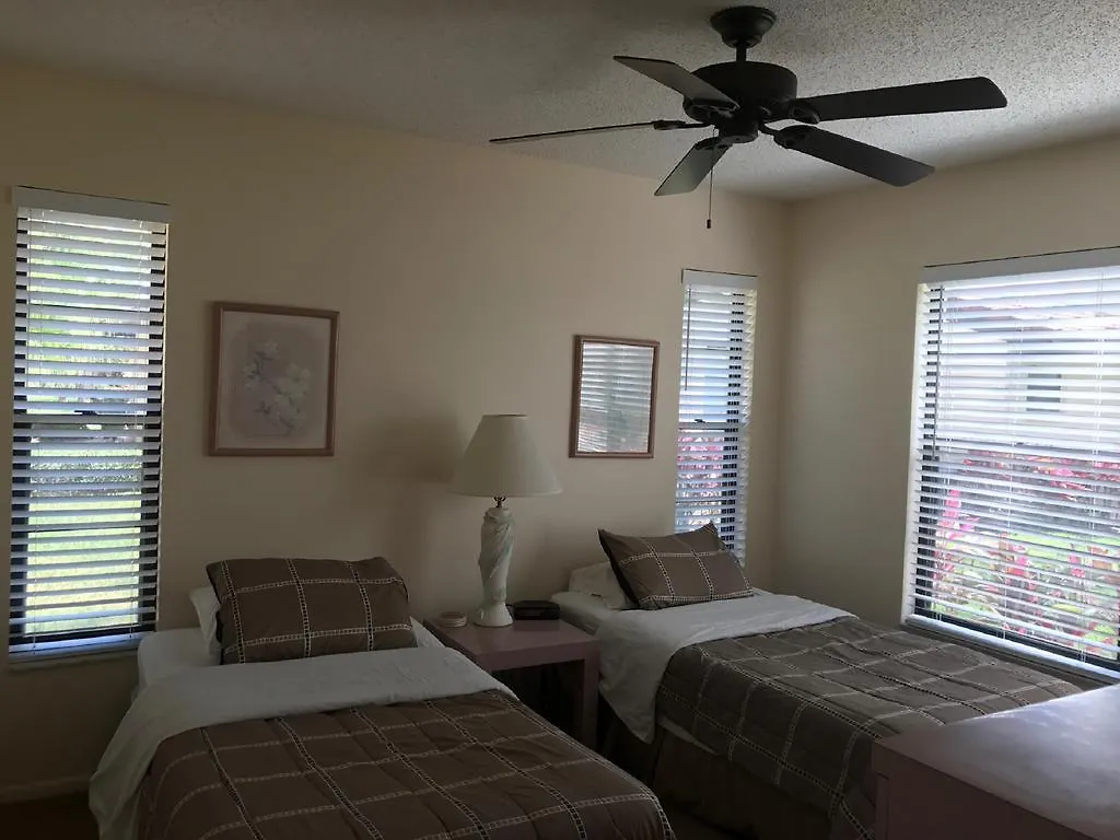 Fantastic At Village Des Pins Sarasota, Near Siesta Key Holiday home Sarasota