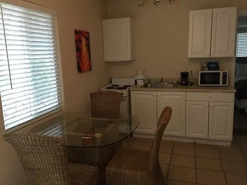 Villa Siesta Key Beachside *