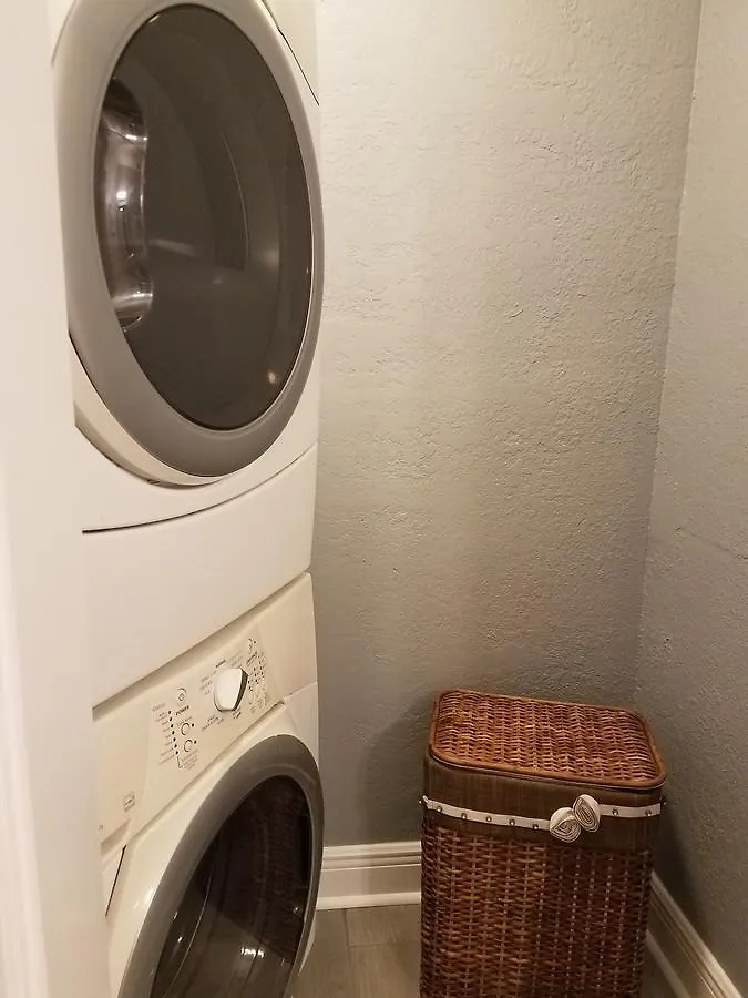 Apartment 2br/1ba Sienna Park *