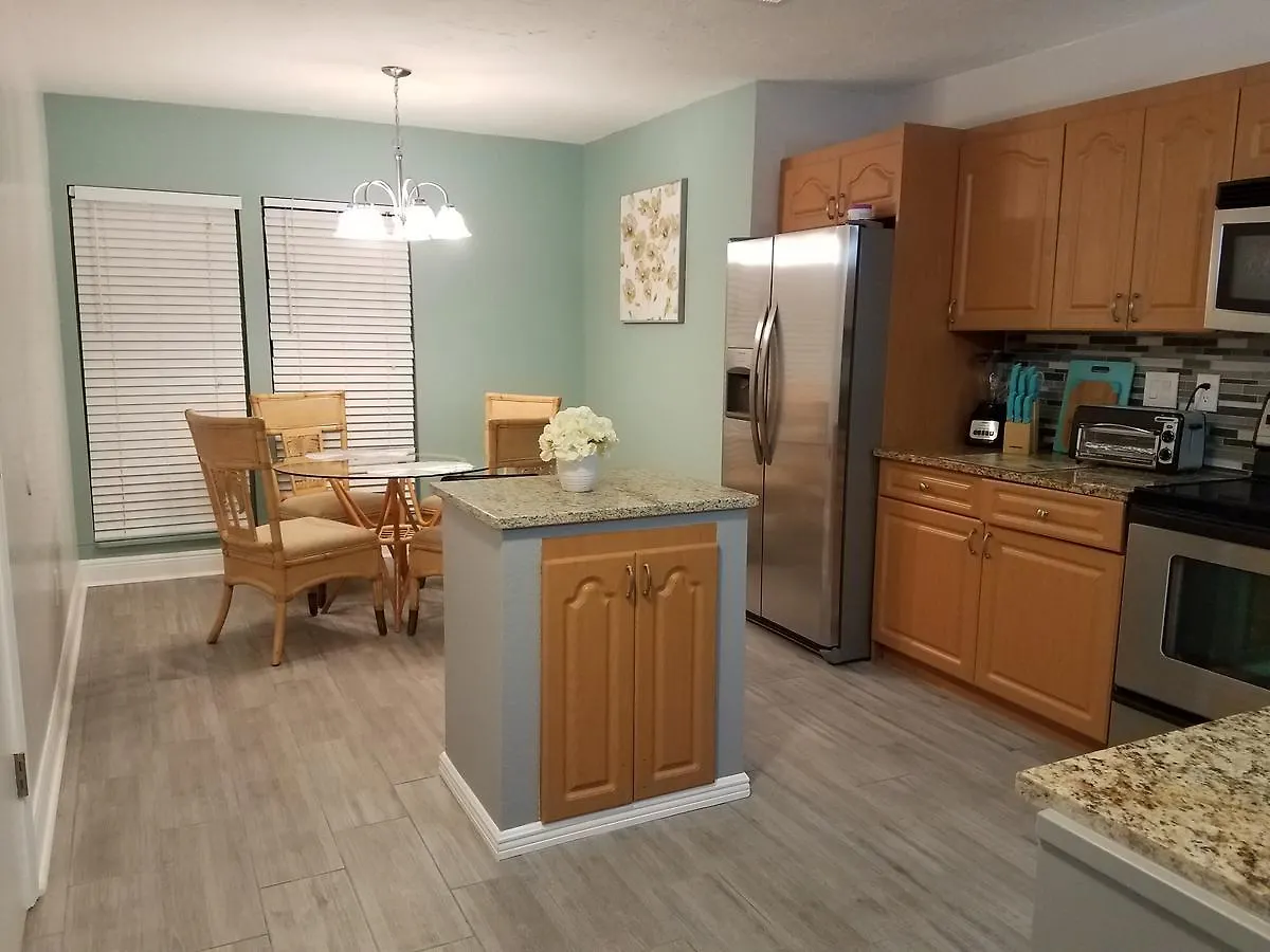 Apartment 2br/1ba Sienna Park *