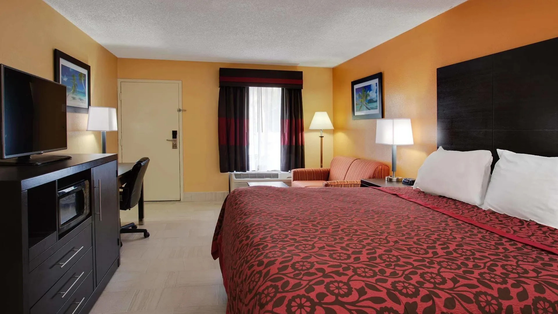 Hotel Days By Wyndham Bay