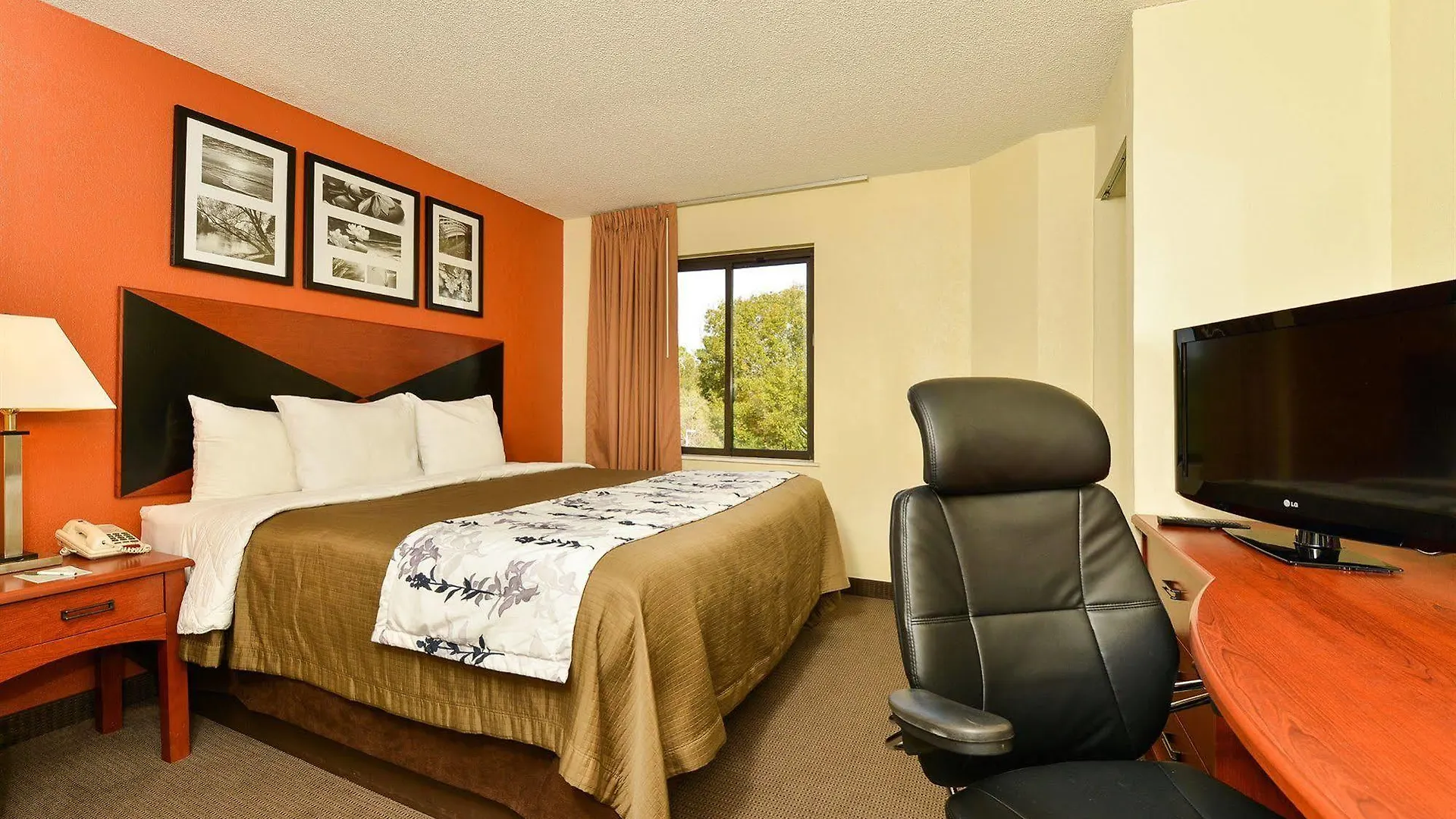 Sleep North Inn 2*