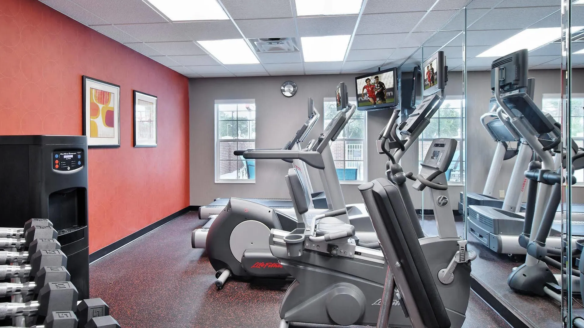 By Marriott Bradenton Hotel 3*